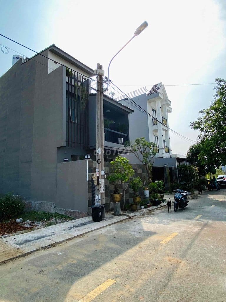 600m2 đất viêw sông , 222m2 đất ở / Giá 15tỷ p long phước - Ảnh 2