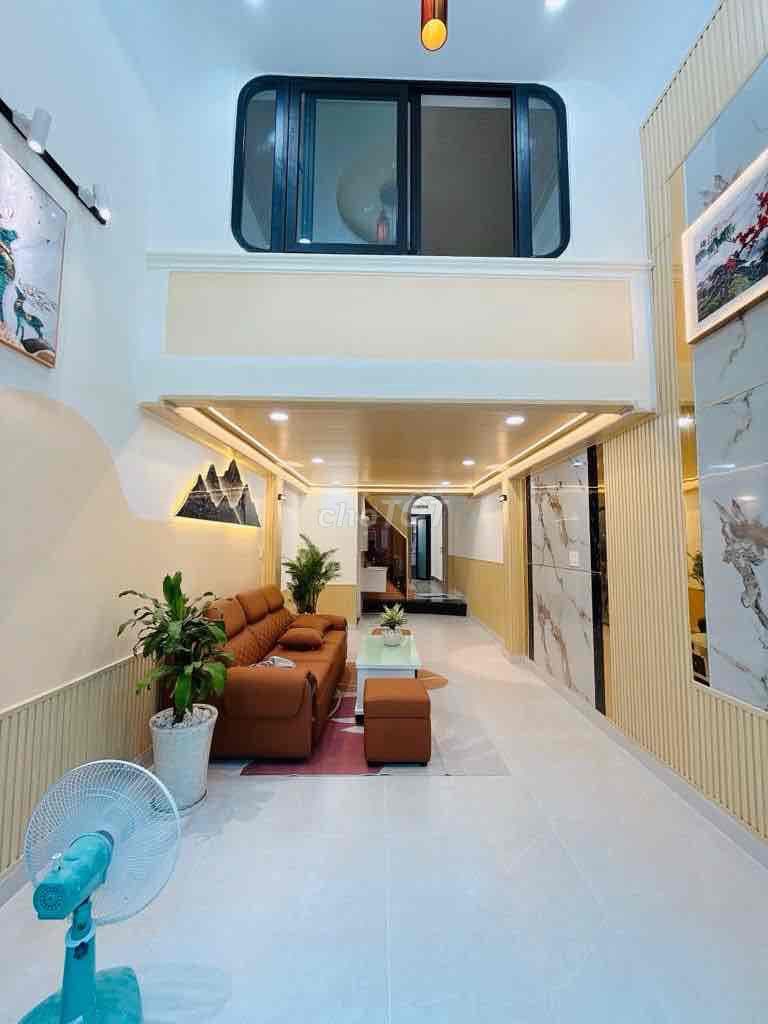 NHA MỚI BTCT BA TẦNG HẺM XE HƠI KHU AN NINH