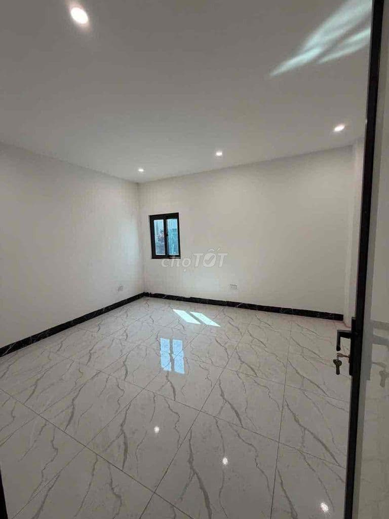 💥 NHÀ ĐẸP ÂU CƠ - 47m- 3TẦNG - mt 5m Giá chào hơn 1 tỷ Tây Hồ - Ảnh 2