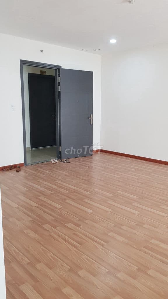 Bán căn 2 phòng ngủ Lô C view hồ bơi - Ảnh 2