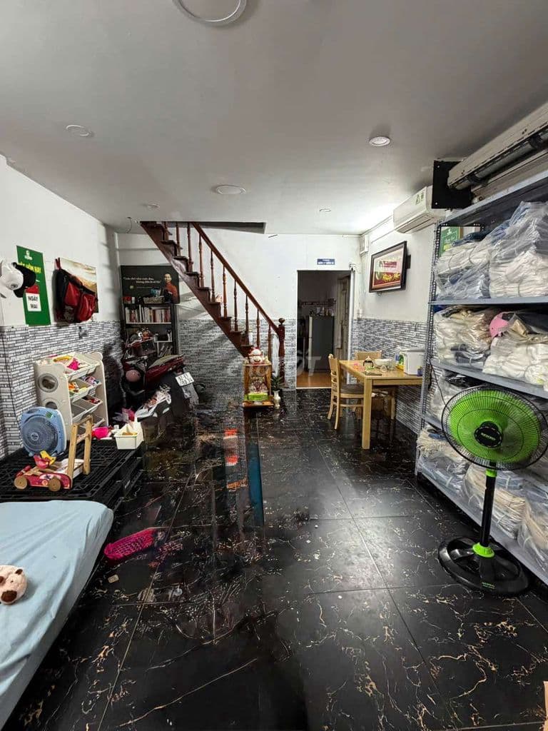 nhà hẻm thông 5m chế lan viên 4 x 10m đúc 1 lầu - Ảnh 3