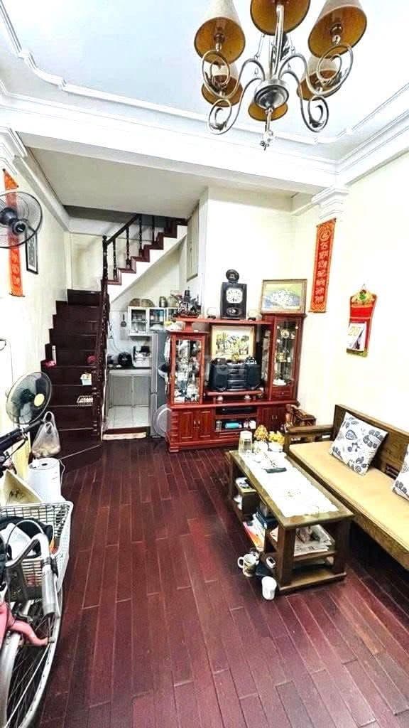 bán nhà dân xây Cát Linh Đống Đa chỉ 7.25 tỷ - Ảnh 2