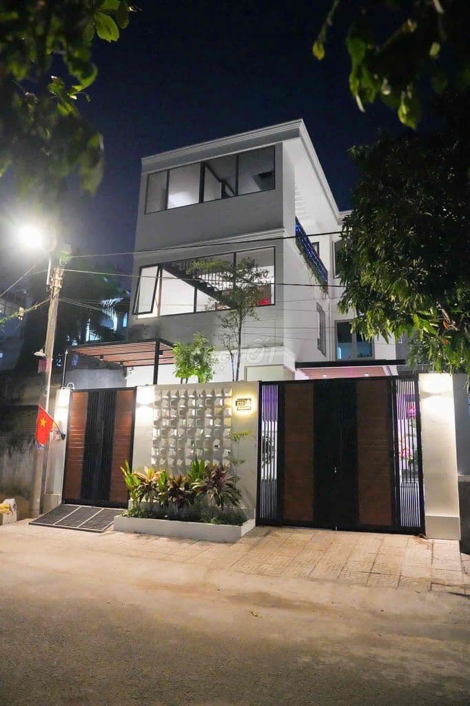 Nhà Quận 7 9x17,5