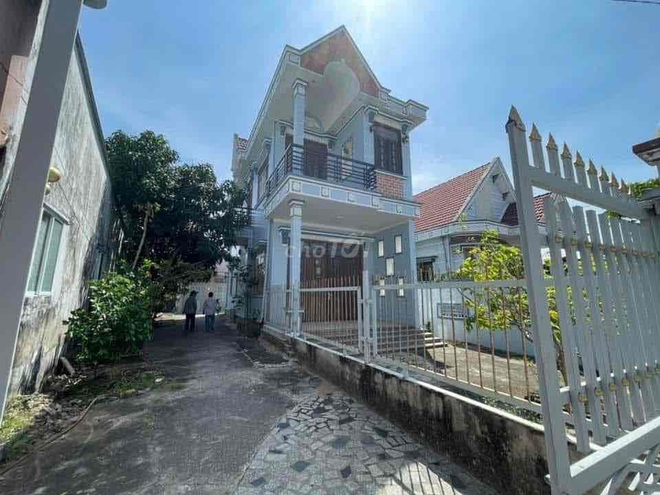 bán Gấp nhà Thổ Cư , cần giờ