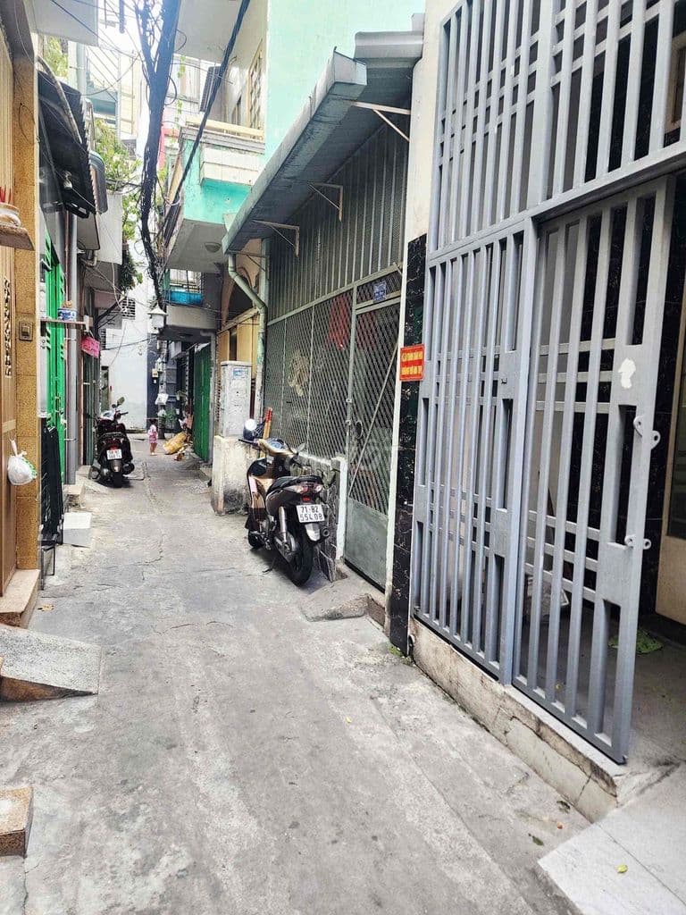 Bán nhà hẻm thông 504 Bà hạt quận 10