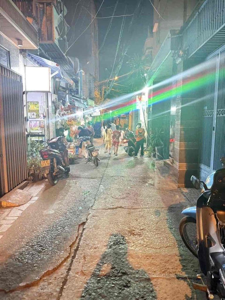 CHẤM DỨT VIỆC THUÊ NHÀ KINH DOANH BỊ CHỦ TĂNG GIÁ HOẶC LẤY LẠI NHÀ