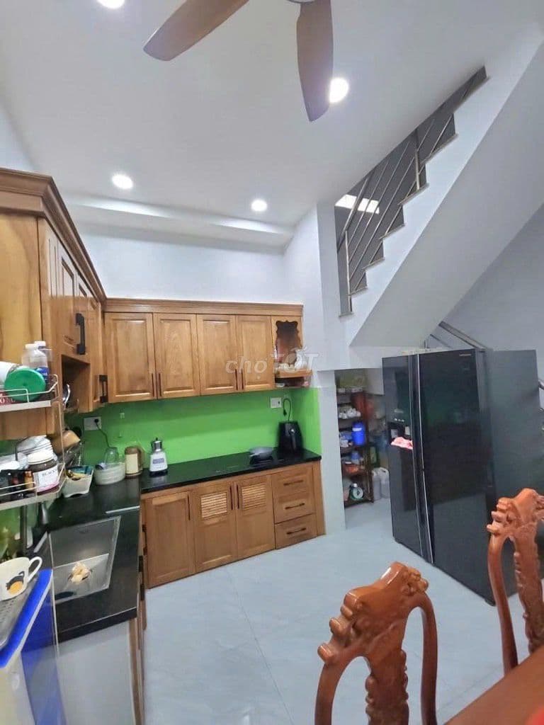 HẺM XE TẢI TRÁNH 8M - NHÀ MỚI ĐẸP 80M2 -2 TẦNG - NGAY NGÃ TƯ GÒ MÂY - Ảnh 2