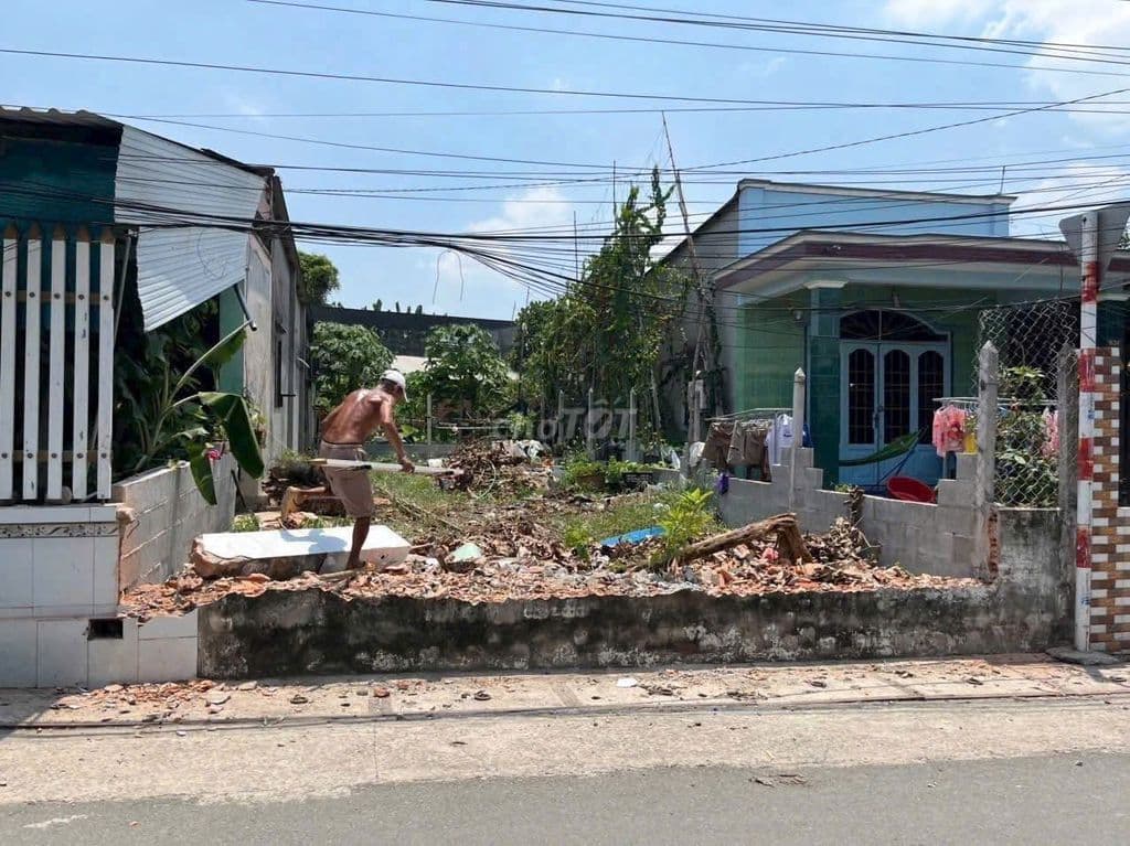 Chính chủ bán nhanh nền Nguyễn Văn Ni 187m2 770tr công chứng liền