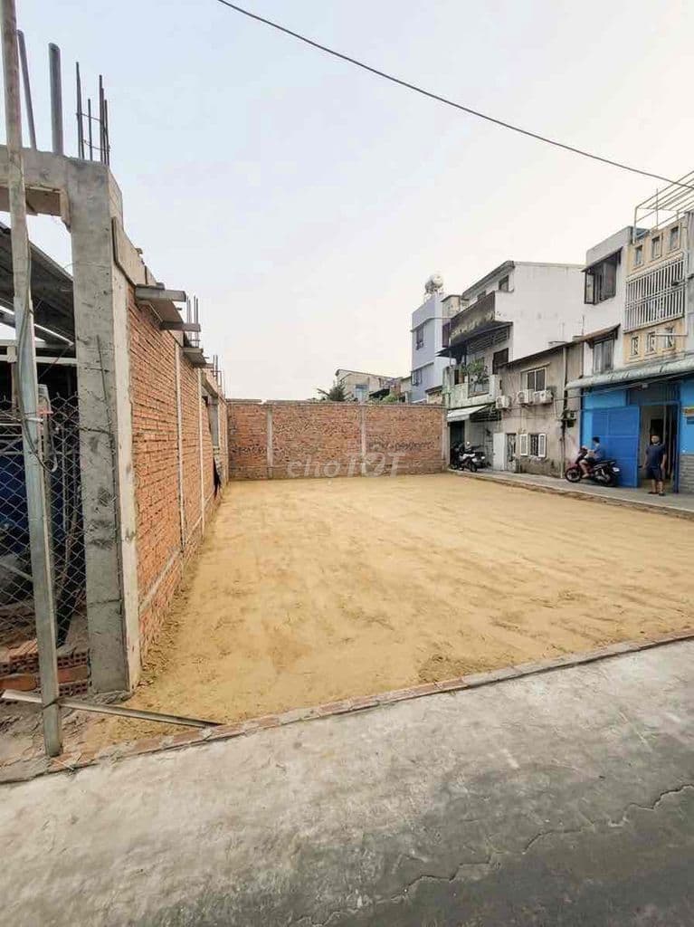 PHẠM VĂN HAI – LÔ ĐẤT HIẾM CÒN SÓT LẠI