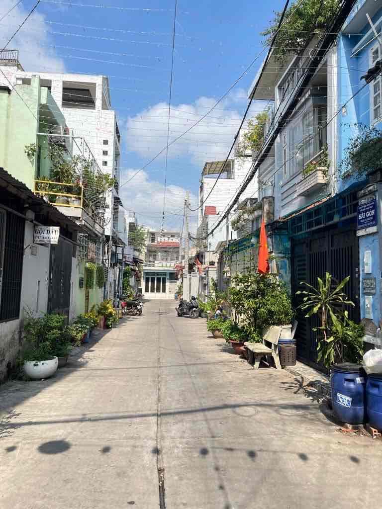 nhà bán bình trị đông 40m2 ,2 tầng 4x10 , giá hơn 3ty