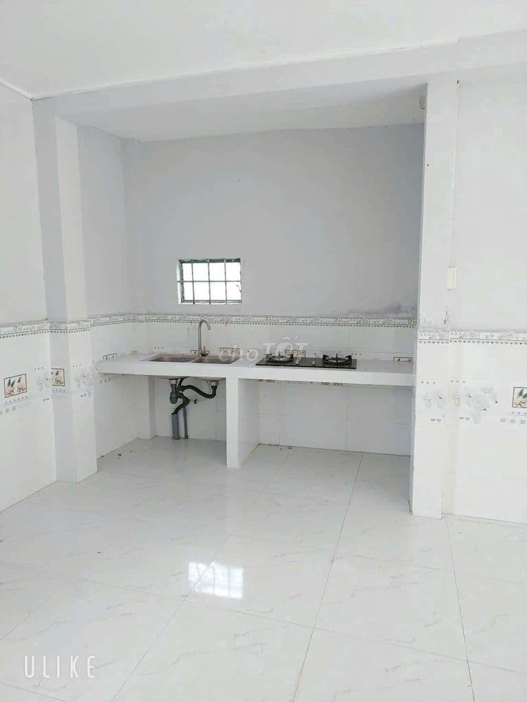 bán nhà sổ hồng riêng gần chợ xã qui đức ql50 - Ảnh 3