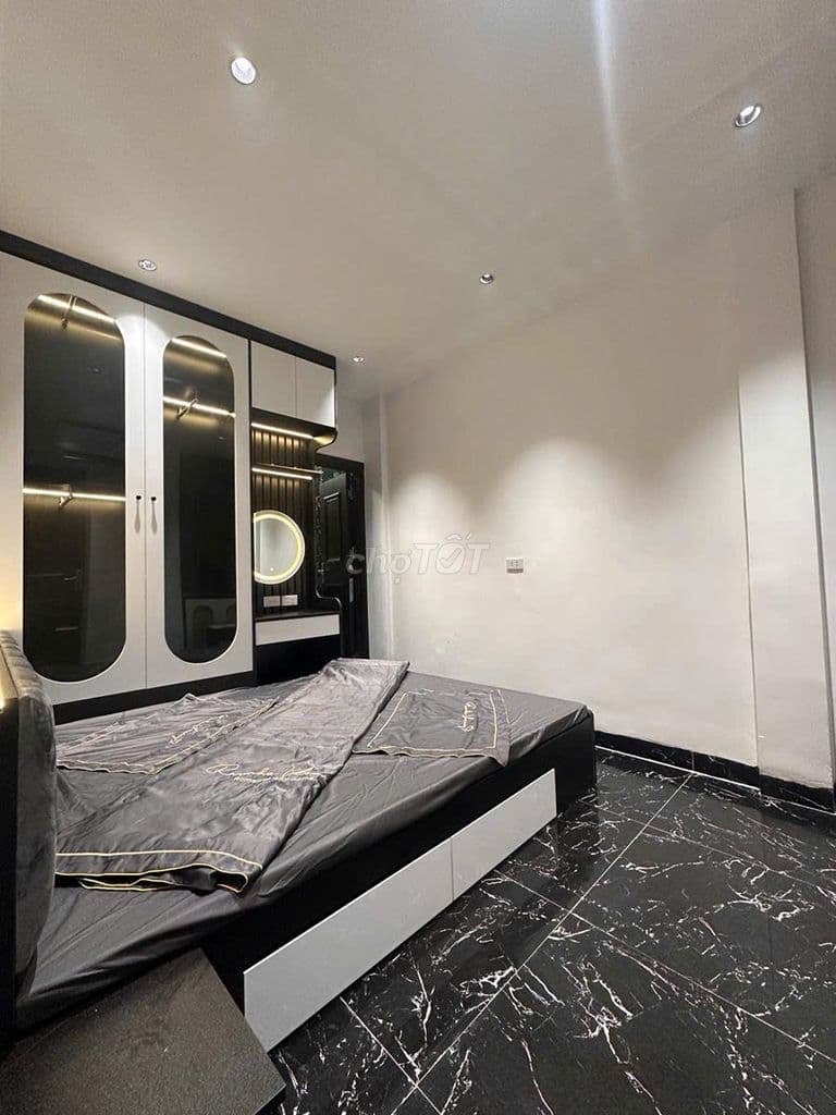 TRUNG TÂM ĐỐNG ĐA- 20M 3 NGỦ 3 WC THÔNG TỨ TUNG - GẦN HỒ CHỈ 3.9 TỶ - Ảnh 2