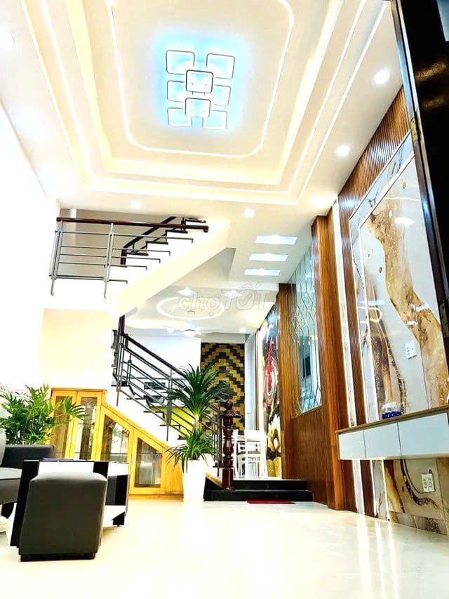 NGAY LÊ VĂN QUỚI HẺM 5M - 56M 3 TẦNG - GIÁ 4.9 TỶ