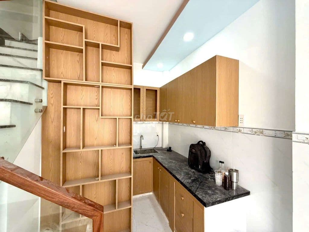 NHÀ 3 TẦNG VỊ TRÍ TRUNG TÂM - KHÔNG QUY HOẠCH - ĐƯỜNG 19 LINH CHIỂU - Ảnh 3