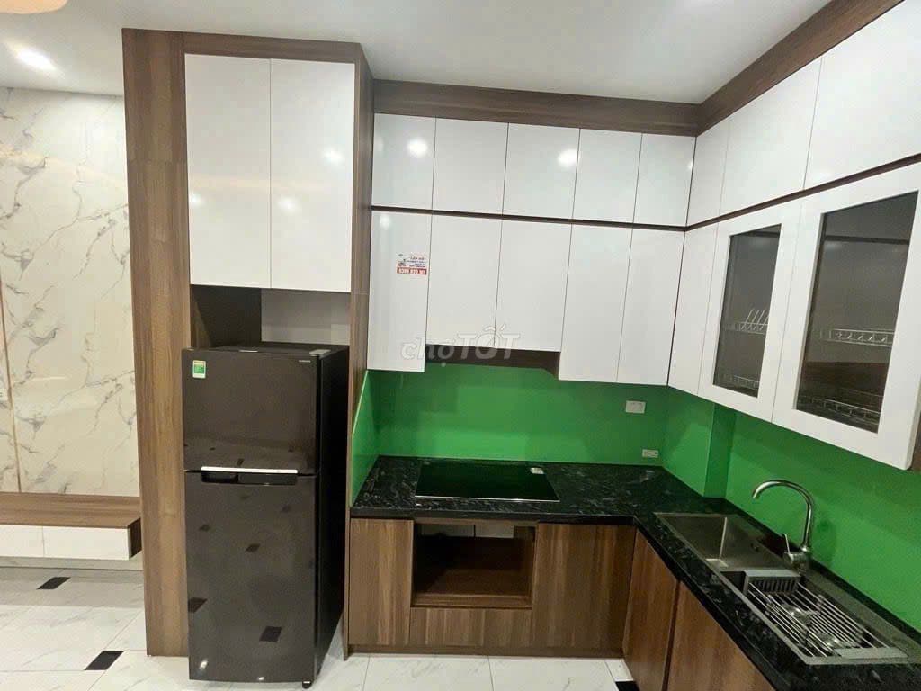 Bán nhà 5 tầng , hàng hiếm, mt hơn 4m, trung tâm xã Đông La, Hoài Đức - Ảnh 3