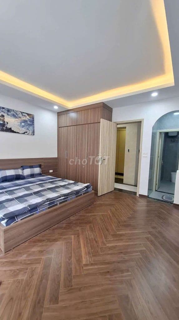 SIÊU PHẨM NHÀ MỚI THANG MÁY 48M ,6 TẦNG HƠN 9 TỶ SỔ ĐỎ RIÊNG