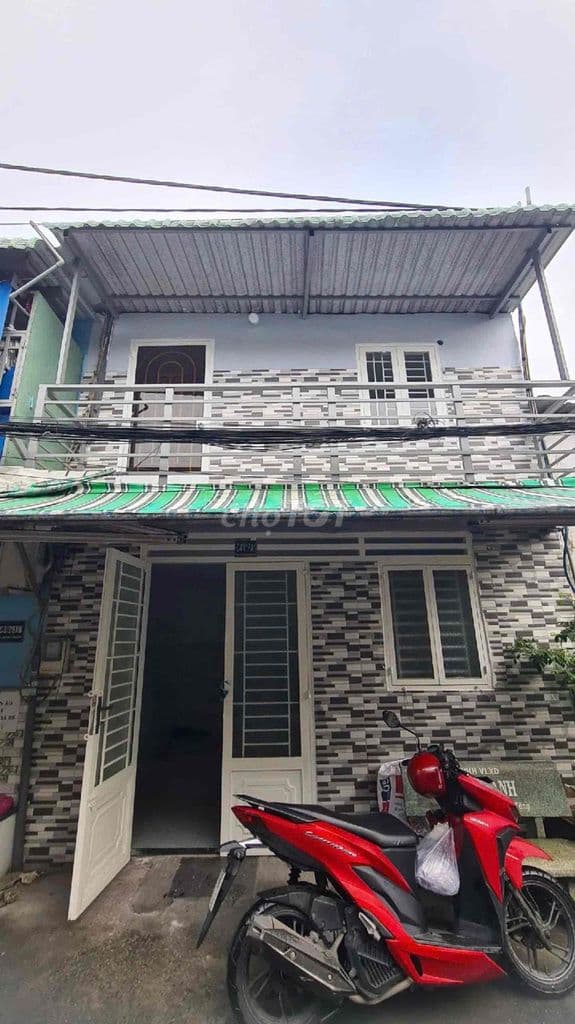 NHÀ GIÁ TỐT 650 Triệu đường Hưng Long-Qui Đức, Hưng Long, Bình Hưng, H