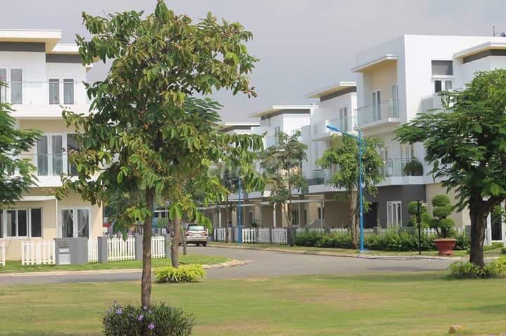 Chính chủ bán Melosa Khang Điền 6x18m. Nội thất đầy đủ. Sổ hồng