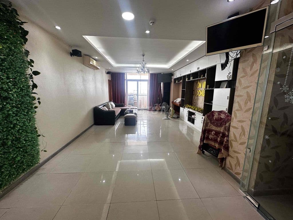 BÁN CĂN PENTHOUSE HỘ HOÀNG KIM THẾ GIA 162m2 4PN 3WC –