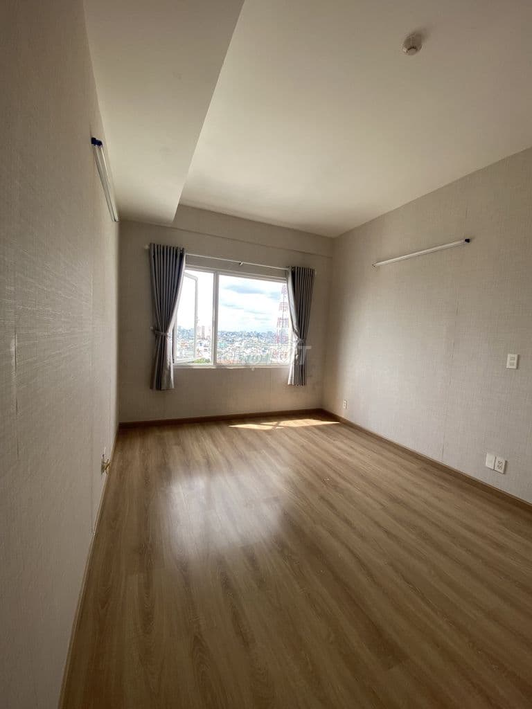 HOT- Bán 2PN2WC 3ty700 bao hết, chung cư Charmington La Pointe Quận 10 - Ảnh 3