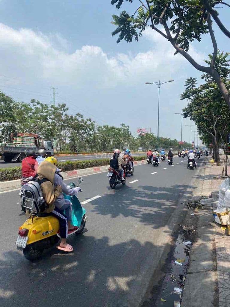 Bán Nhà 6,6x18,6 Mặt Tiền Phạm Văn Đồng P. Hiệp Bình Chánh Tp Thủ Đức