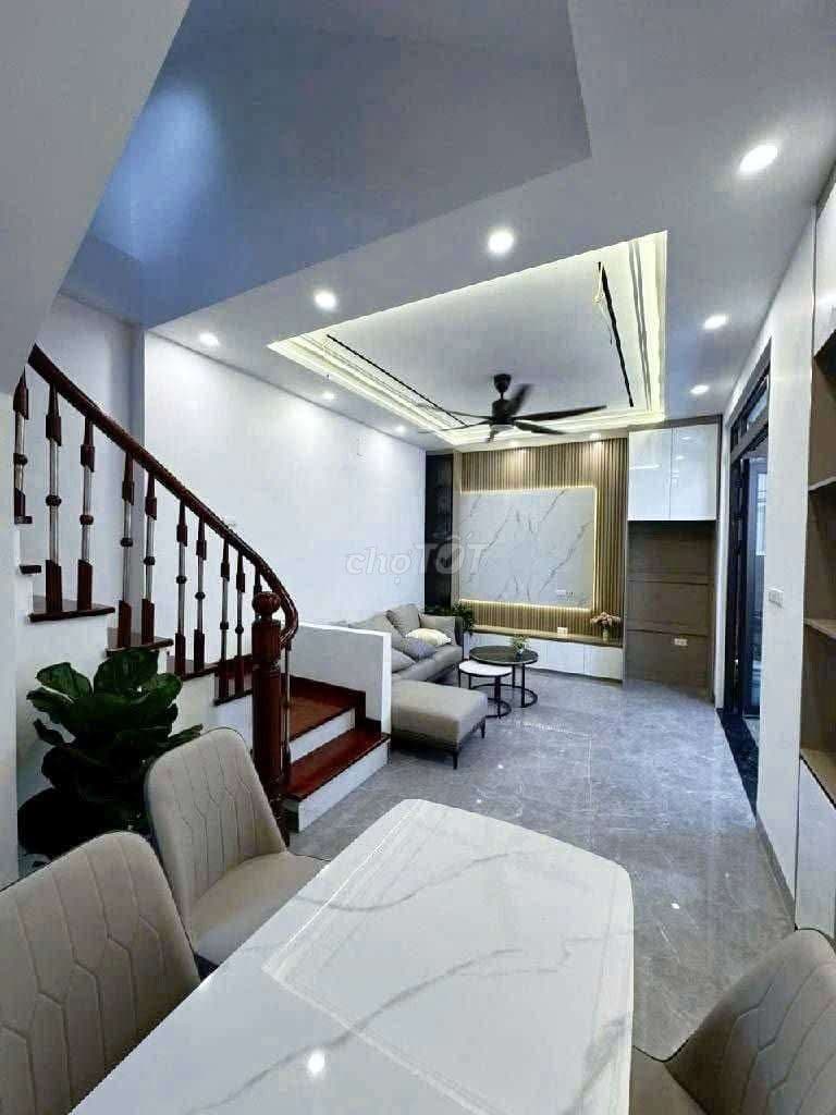 bán nhà bồ đề long biên 50m 5 tầng giá 11,7 tỷ - Ảnh 2