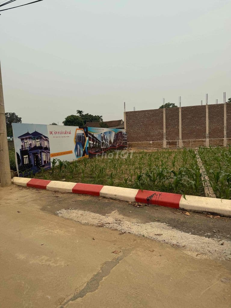 BAN GÂP ĐẤT GẦN HÀ ĐÔNG GIÁ NHỈNH 1Ty6