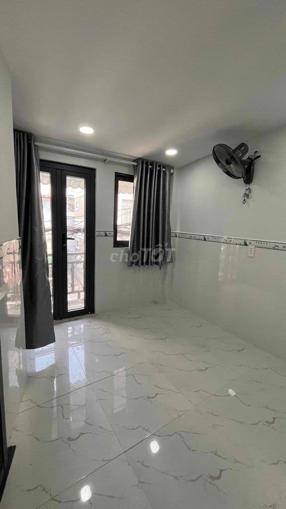 bán nhà mặt tiền mới 100% đường lạc long quân p3Q11 ngay đầm sen - Ảnh 3