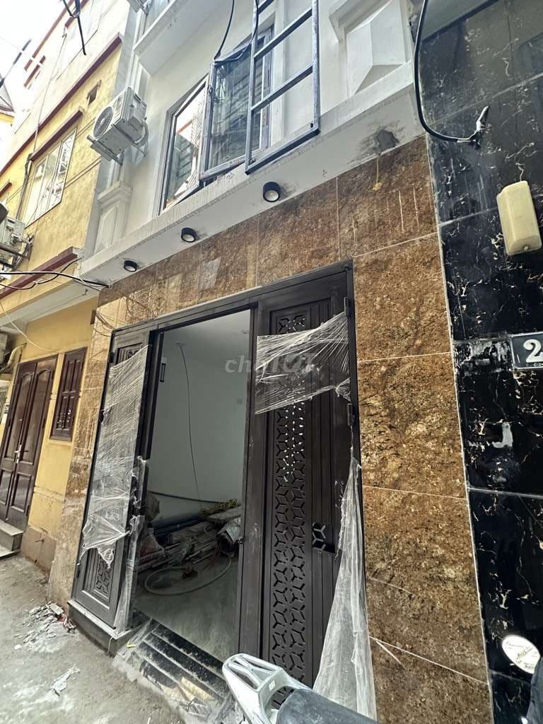 BÁN NHÀ PHÚC TÂN HOÀN KIẾM HN DT32m2X4,5TẦNG MT 7m GIÁ 6.5TỶ - Ảnh 2