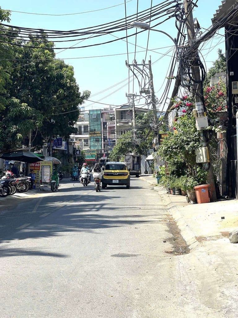 4,45 TỶ ,NHÀ C4 LINH TRUNG – NGAY HOÀNG DIỆU 2 – 4.45 TỶ - Ảnh 2
