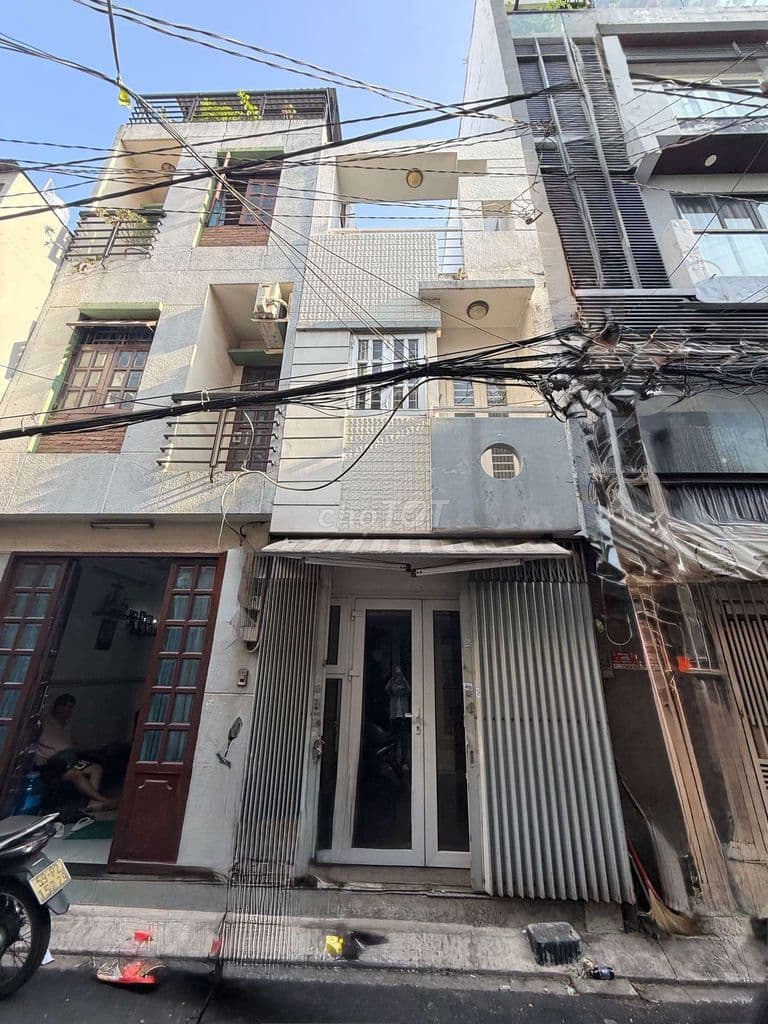 NHÀ HẺM XE HƠI THÔNG - 3 TẦNG -BTCT - 30M² - 3PN - 4.XXX TỶ