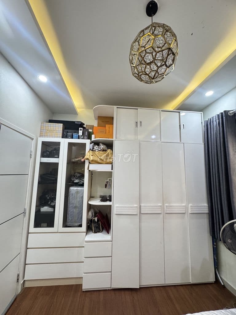 Bán nhà chung cư căn gốc 2PN