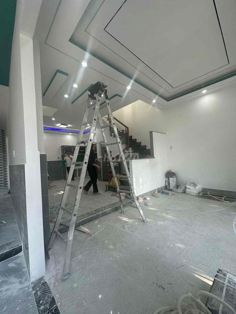 Chủ bể nợ bán nhà 1 trệt 1 lầu 2nhà Wc có 2 ban công,diện tích 6,5x10 - Ảnh 3