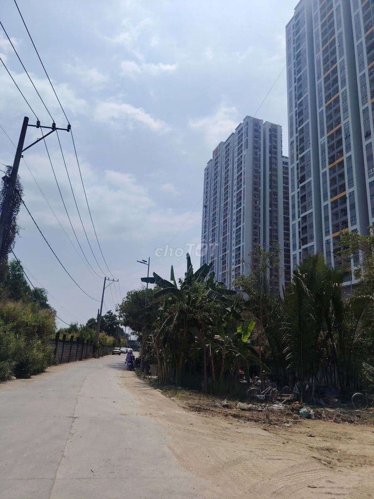 Bán đất đường Hoàng Quốc Việt quận 7