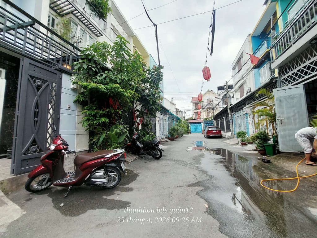 Nhà 2 lầu ngay chợ Thạnh Xuân quận 12 - Ảnh 3