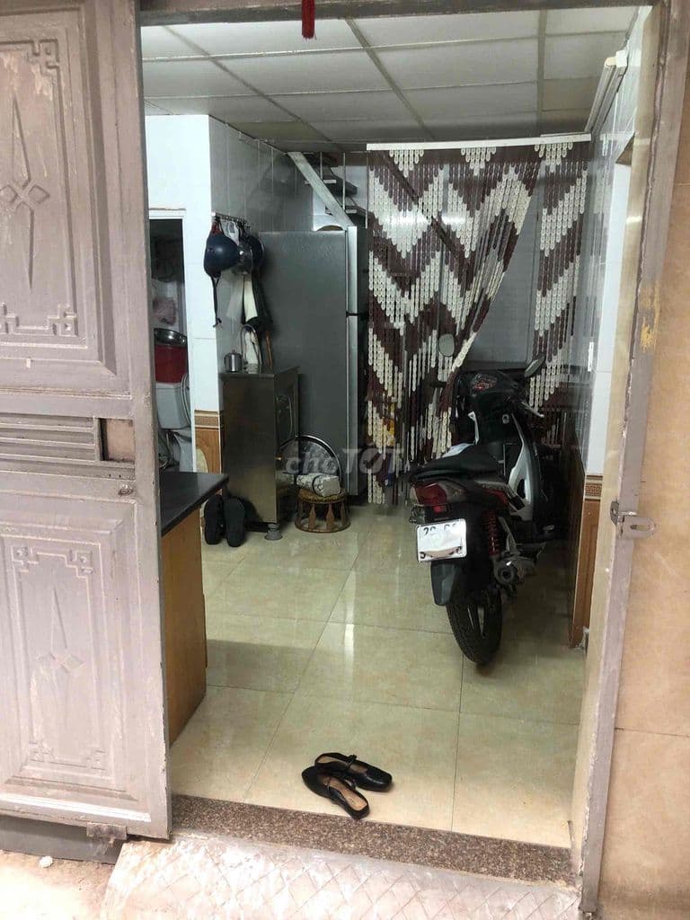 GẤP!!! Bán nhà 30m2 Nguyễn Xiển