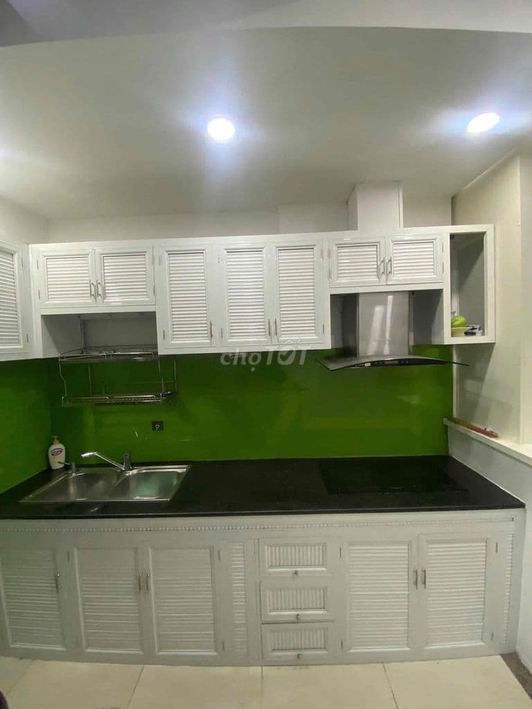 Nhỉnh 4 tỷ Nhà 5 tầng Quận 10 cách MT đúng 2 căn nhà, đầy đủ nội thất - Ảnh 3