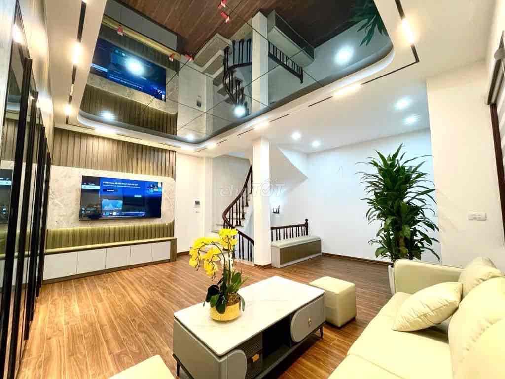 🔥 NHÀ ĐẸP TRẦN PHÚ – VĂN QUÁN | 40m² NHỈNH 8 TỶ | LÔ GÓC – NGÕ RỘNG