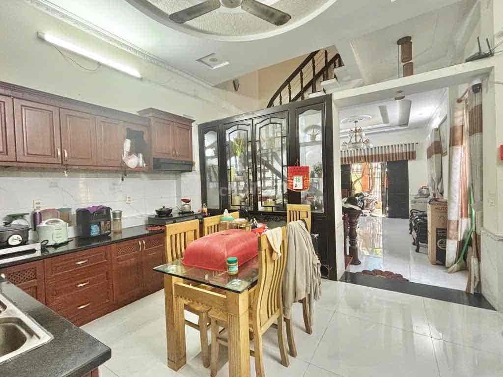 CHỦ BÁN GẤP giảm 1.1tỷ nhà 3Tầng (5.5 x 20) gần Lottemart - Ảnh 2