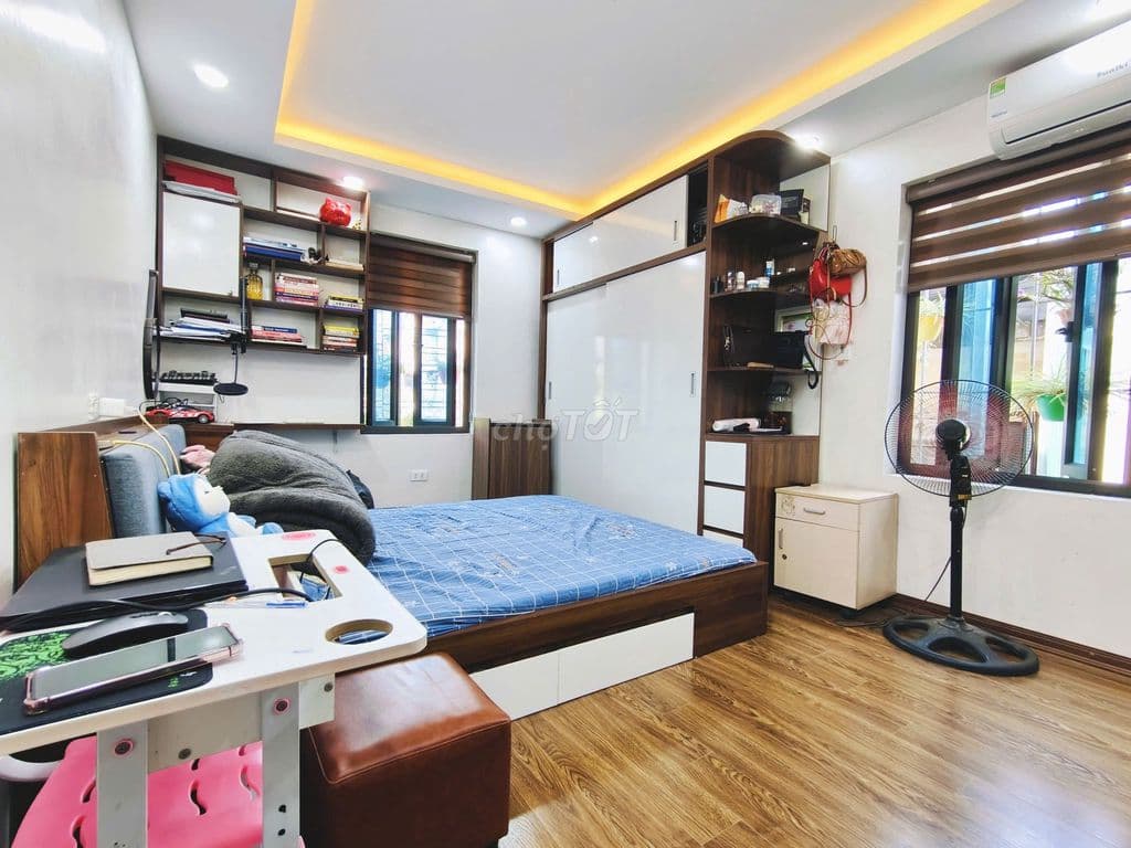 💎 Khu Doãn Kế Thiện – Căn Góc 80m²- 3PN - Giá 4,68 Tỷ. Full nội thất - Ảnh 2