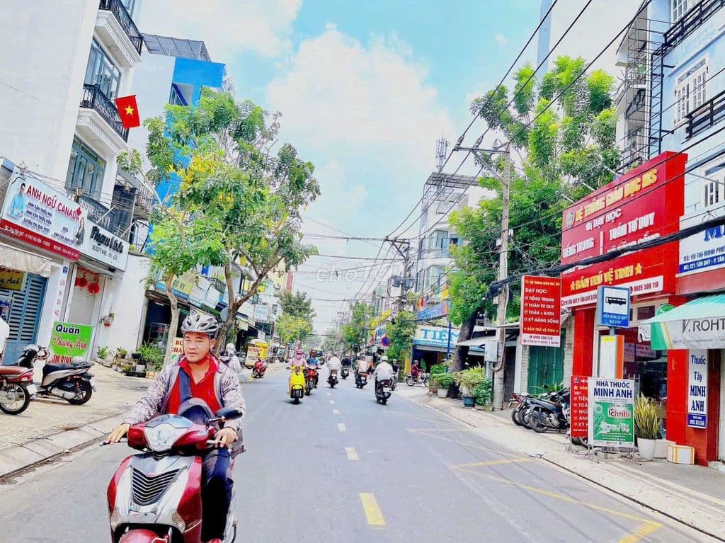 NHÀ MẶT TIỀN TÂN QUÝ, ĐOẠN ĐẸP - Ảnh 3