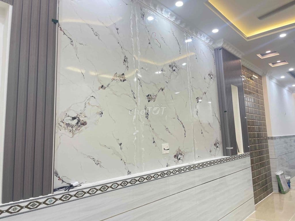 Bán nhà mặt tiền liên khu 16-18 Khu Tên Lửa 3.5 Tấm Dt 4x19m đẹp mới - Ảnh 2