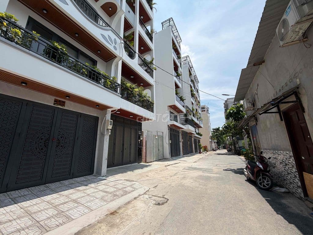 CĂN NHÀ PHỐ FULL NỘI THẤT CAO CẤP CÓ THANG MÁY Q12 CẦN BÁN - Ảnh 2