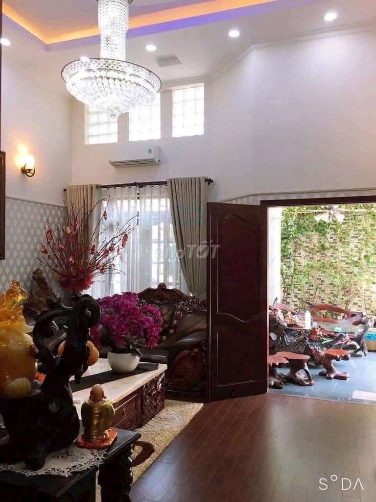 Biệt thự đẹp 12m x 20m. 3 Tầng Mặt Tiền Đường Đông Hưng Thuận 17 - Ảnh 3