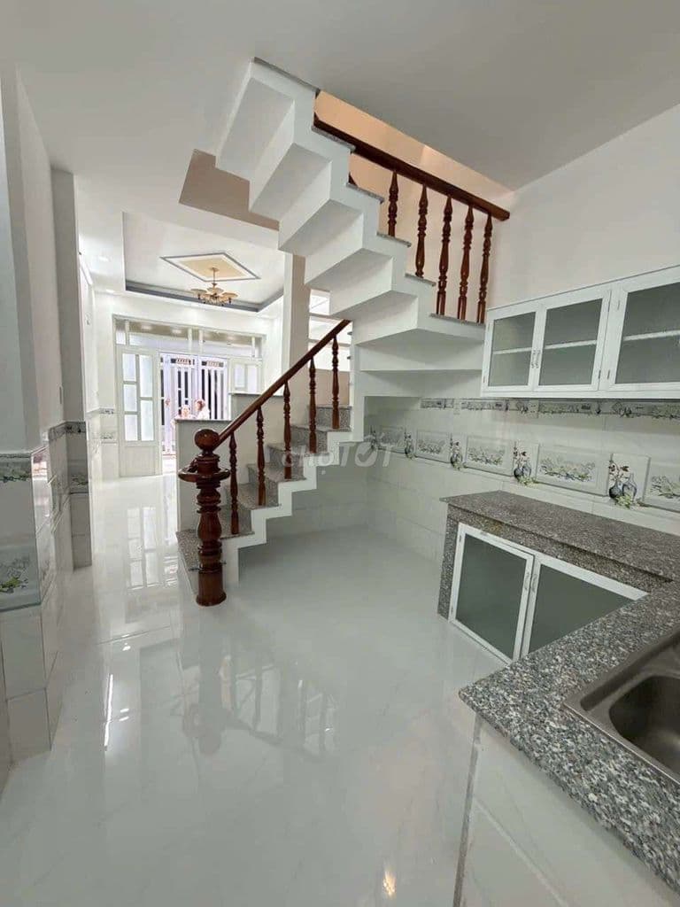bán nhà trệt 2 lầu shc - Ảnh 3