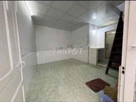 Bán nhà 2 tầng Full sử dụng gần MT Huỳnh Văn Bánh, DTS 36m2 chỉ 3.1 ty - Ảnh 3