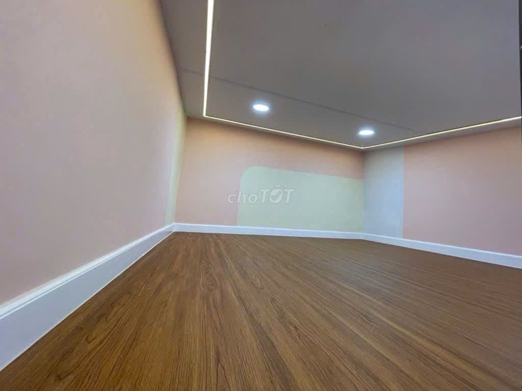 BÁN NHÀ ĐƯỜNG LÊ TỰ TÀI 26M2 SỬ DỤNG GIÁ CHỈ HƠN 2 TỶ XÍU - Ảnh 3