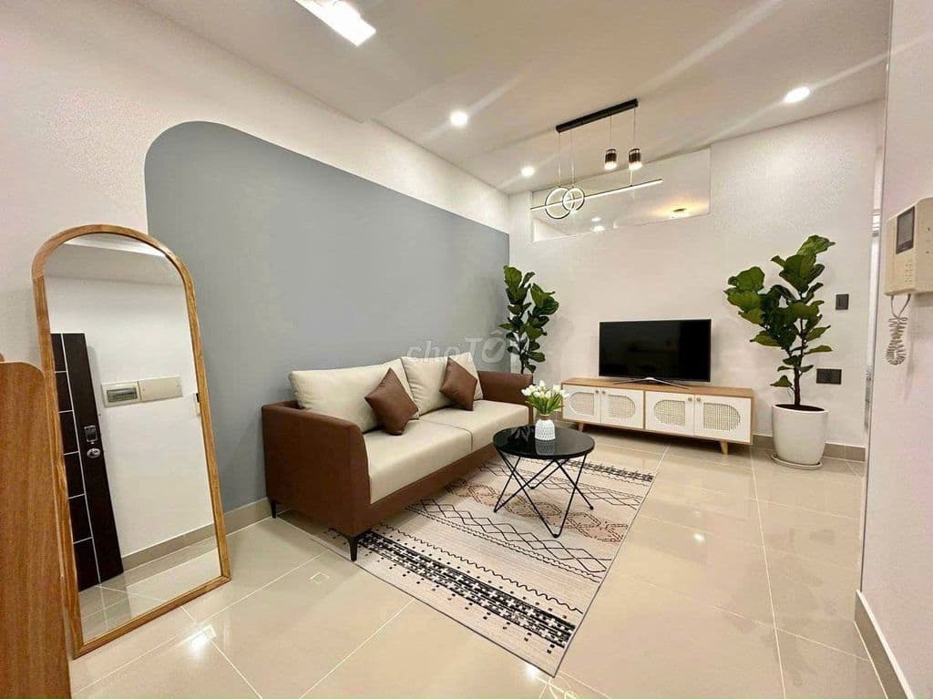 Cho thuê Sky Garden 3 68m2 2pn đủ nội thất