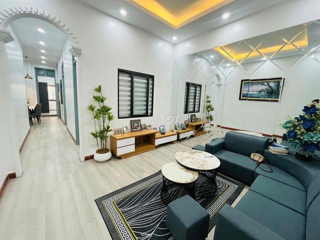 TẬP THỂ BỒ ĐỘI BIÊN PHÒNG, CẦU GIẤY 75m2 3 ngủ 2vs chỉ 4.85 tỷ