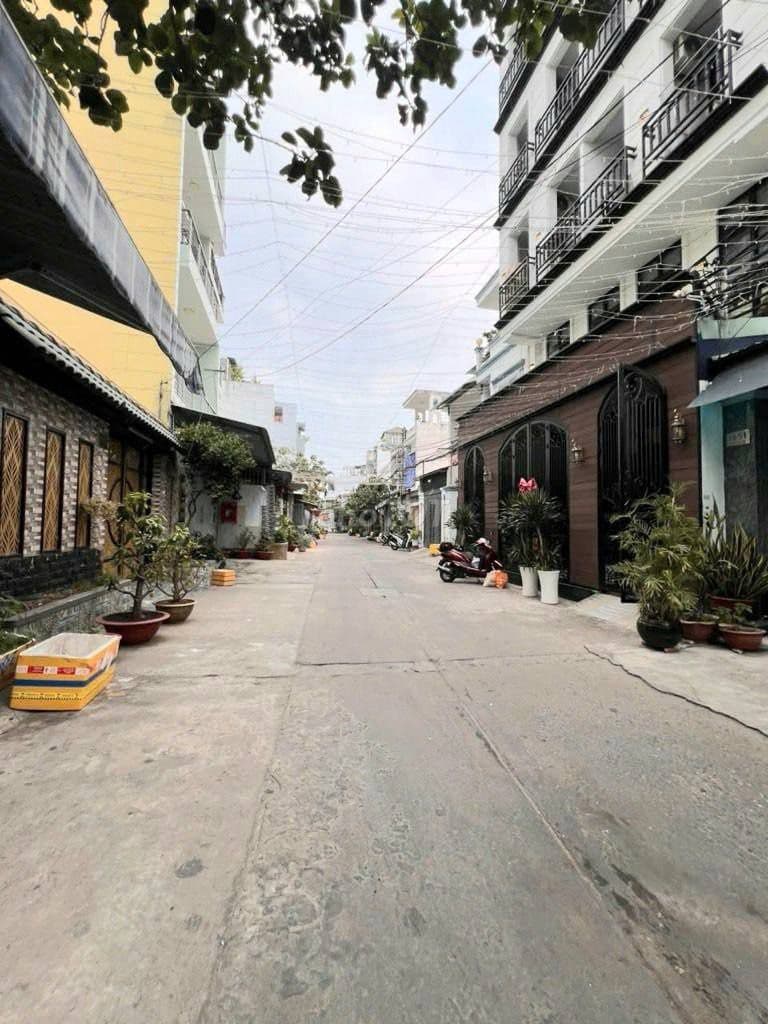 HẺM XE HƠI NGUYỄN QUANG DIÊU- TÂN PHÚ- DT 4❌20- 2 TẦNG- CHỈ NHỈNH 7 TỶ